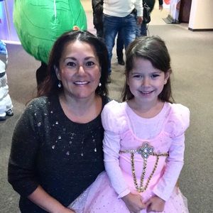 Meet your Posher, Rose